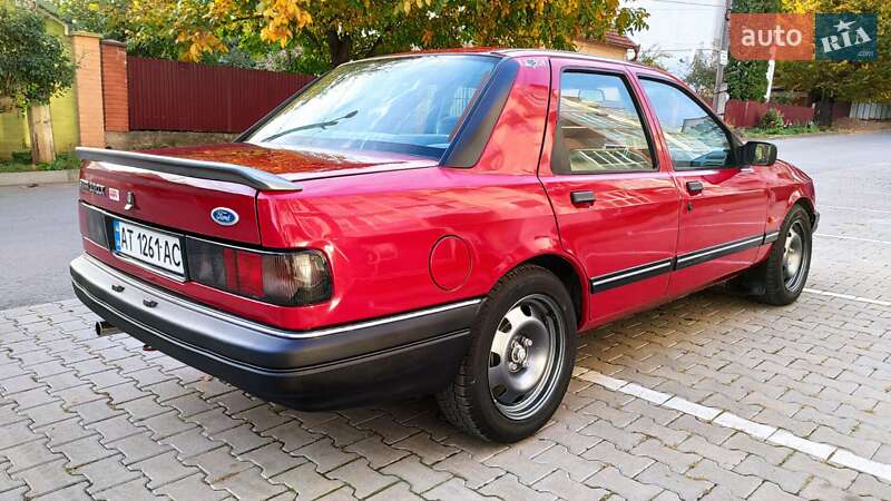 Седан Ford Sierra 1991 в Чернівцях