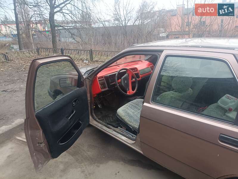 Седан Ford Sierra 1988 в Хмельницком