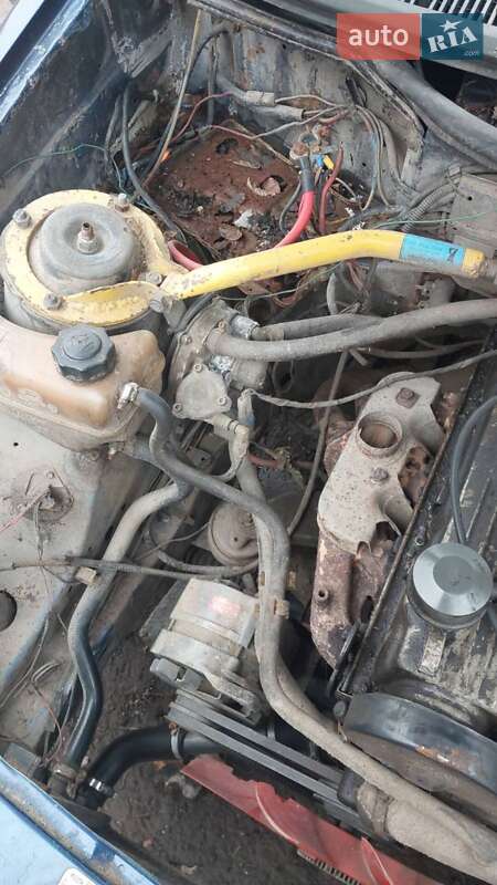 Седан Ford Sierra 1988 в Ровно фото 6 Седан Ford Sierra 1988 в Ровно