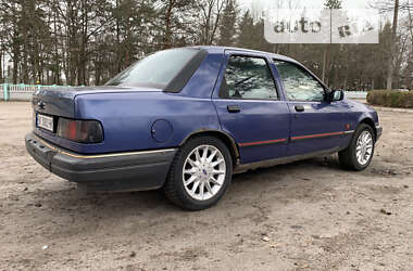 Седан Ford Sierra 1989 в Сарнах