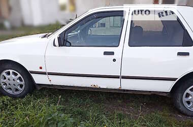 Седан Ford Sierra 1988 в Жидачові