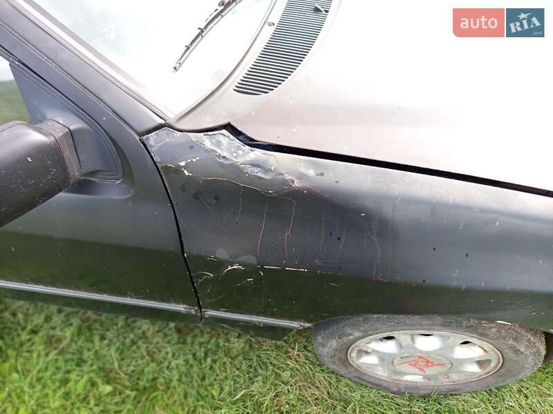 Седан Ford Sierra 1988 в Дубно фото 7 Седан Ford Sierra 1988 в Дубно