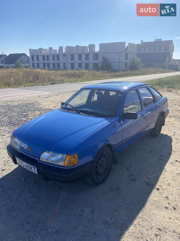 Лифтбек Ford Sierra 1987 в Софиевской Борщаговке фото 3 Лифтбек Ford Sierra 1987 в Софиевской Борщаговке