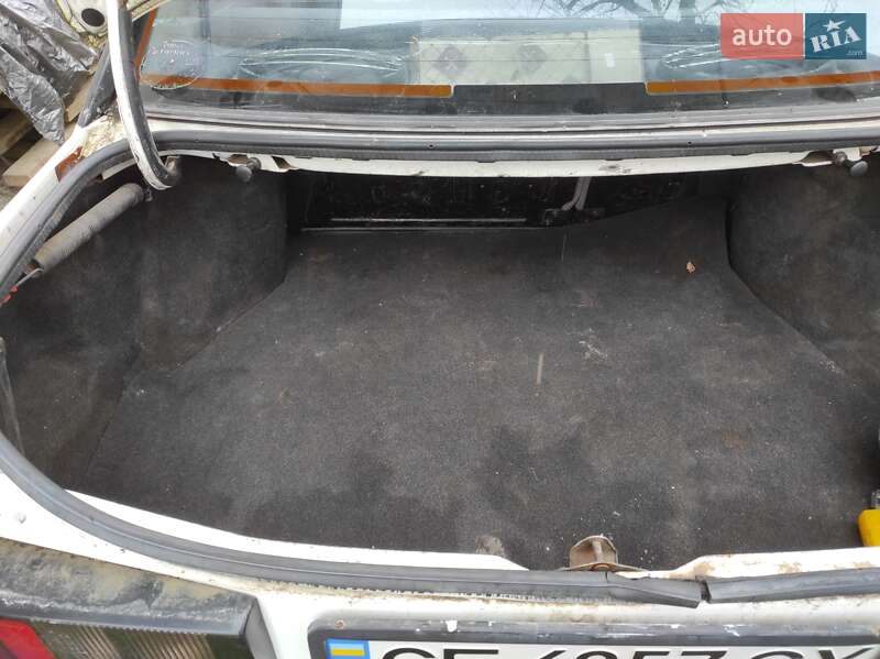 Седан Ford Sierra 1988 в Черновцах