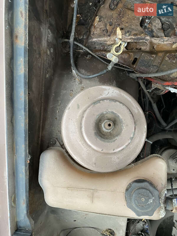 Седан Ford Sierra 1988 в Полтаве