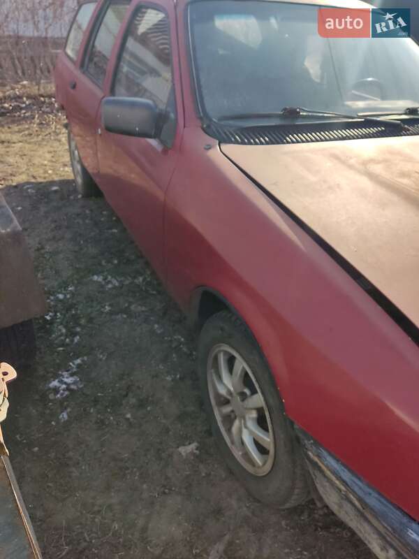 Универсал Ford Sierra 1982 в Шполе фото 3 Универсал Ford Sierra 1982 в Шполе