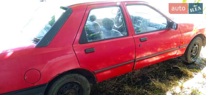 Седан Ford Sierra 1988 в Попільні