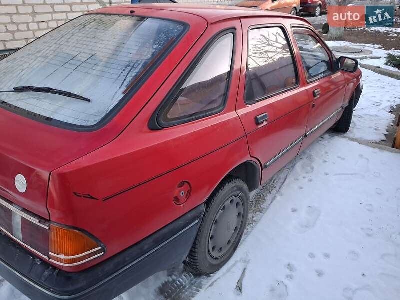 Лифтбек Ford Sierra 1986 в Умани