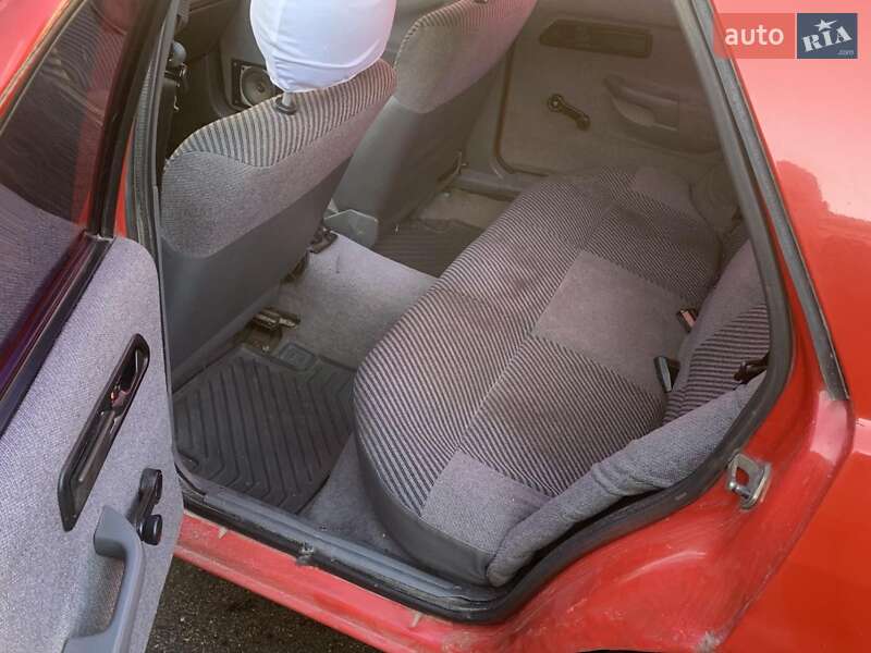 Седан Ford Sierra 1988 в Ровно