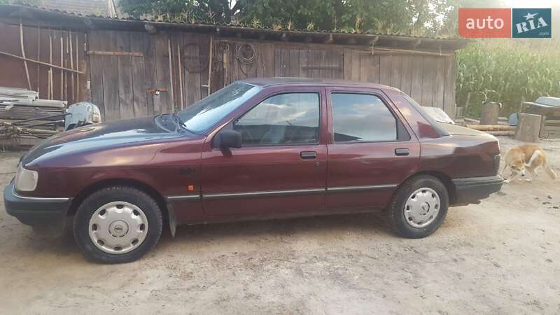 Седан Ford Sierra 1990 в Дубно