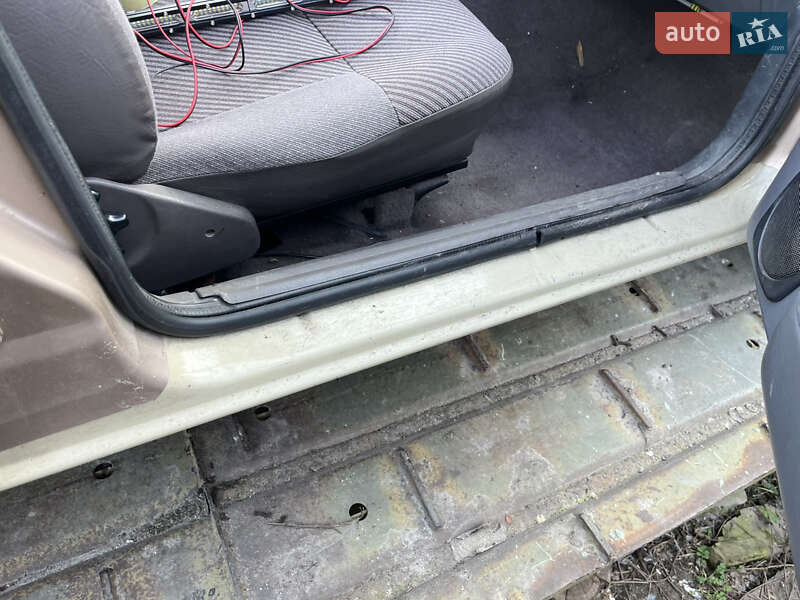 Седан Ford Sierra 1987 в Нежине фото 11 Седан Ford Sierra 1987 в Нежине