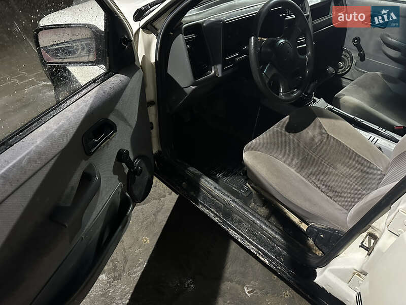 Седан Ford Sierra 1990 в Турке