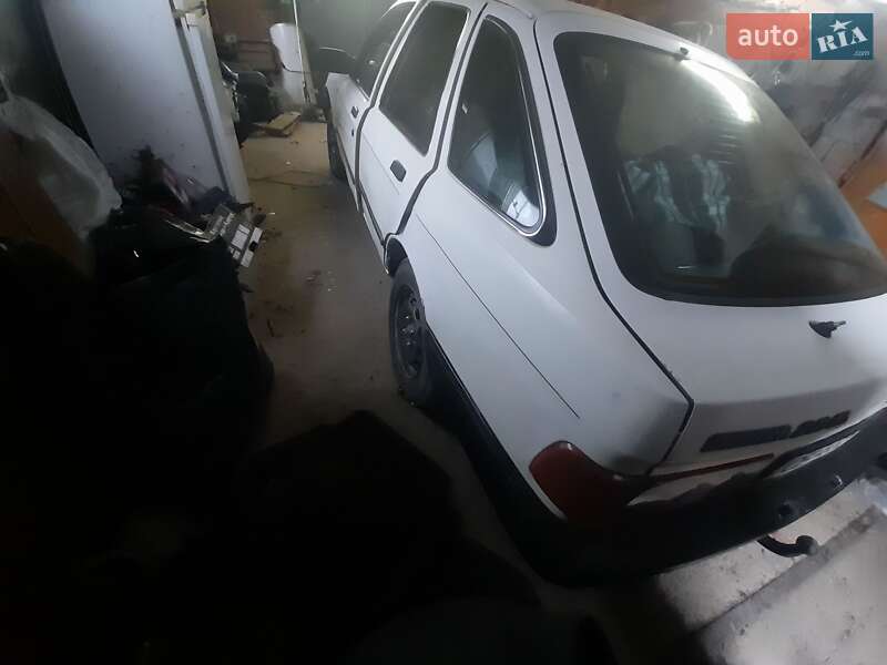 Лифтбек Ford Sierra 1987 в Черновцах фото 5 Лифтбек Ford Sierra 1987 в Черновцах