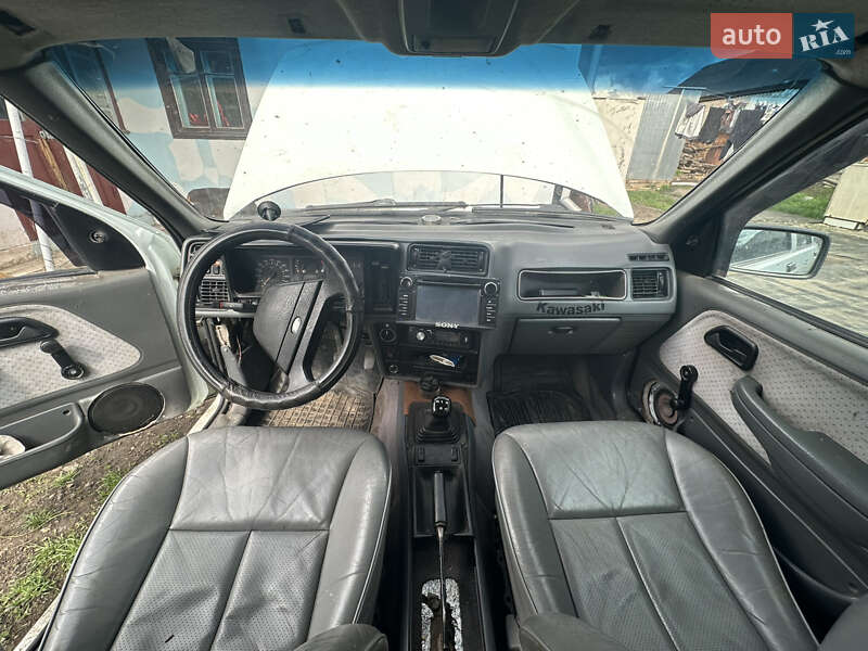 Универсал Ford Sierra 1984 в Благовещенском фото 7 Универсал Ford Sierra 1984 в Благовещенском