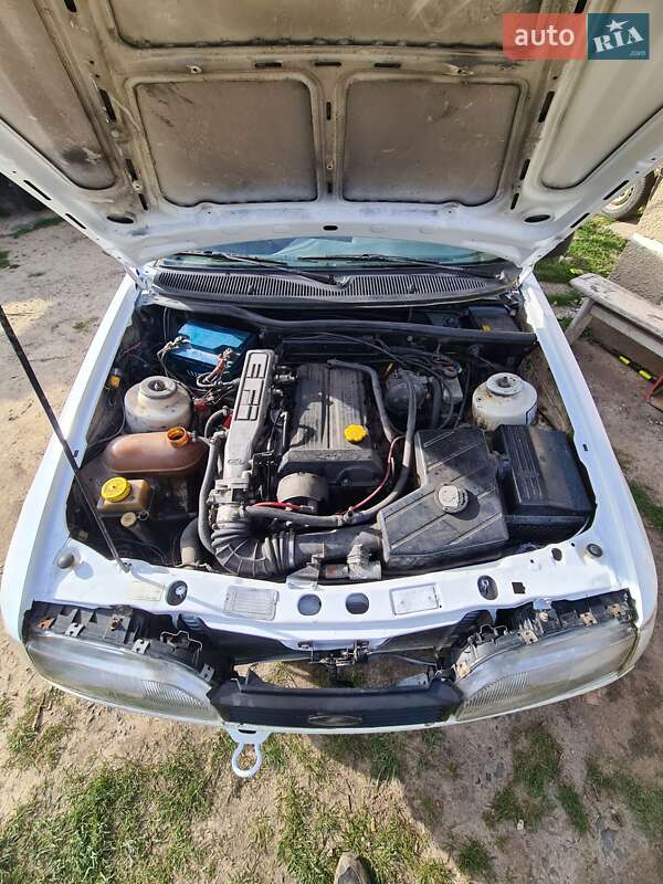 Седан Ford Sierra 1990 в Камне-Каширском