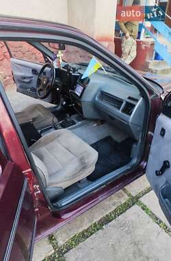 Седан Ford Sierra 1989 в Сторожинце