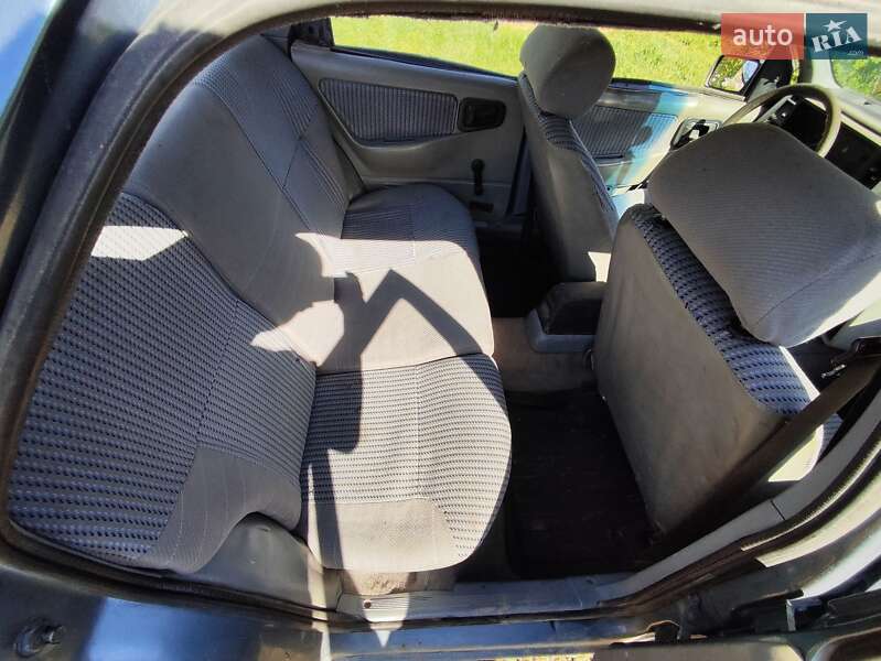 Лифтбек Ford Sierra 1984 в Днепре