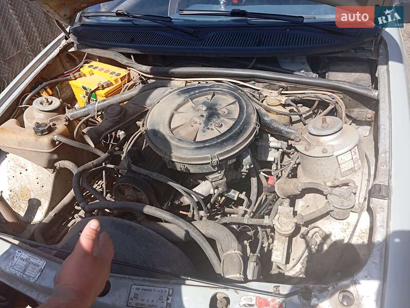 Седан Ford Sierra 1987 в Балті
