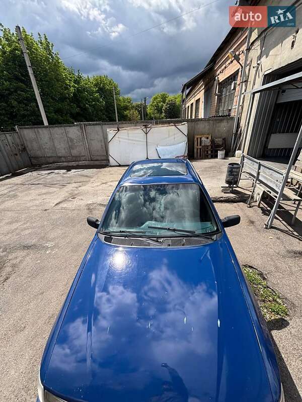 Ліфтбек Ford Sierra 1989 в Кропивницькому