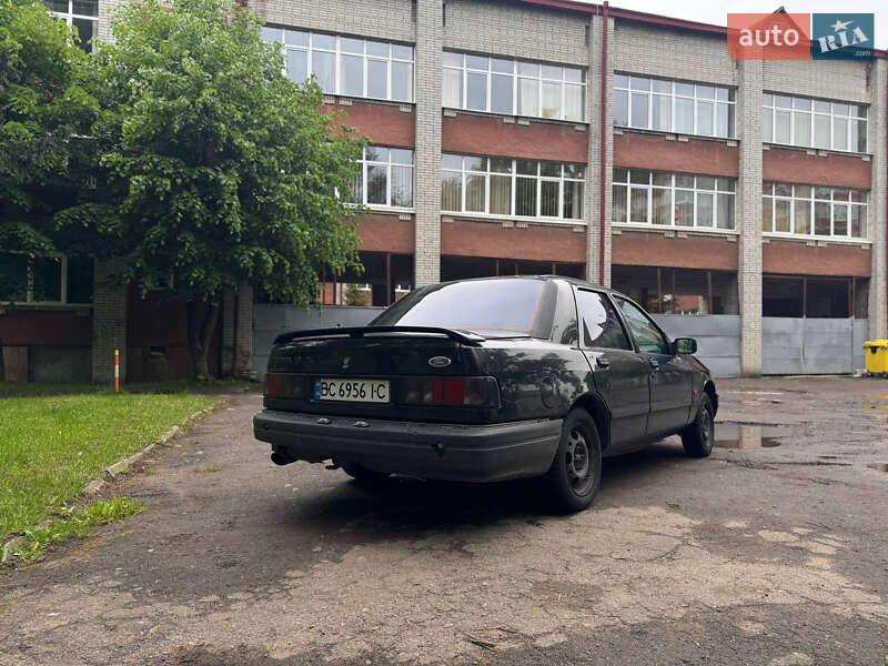 Седан Ford Sierra 1990 в Львове
