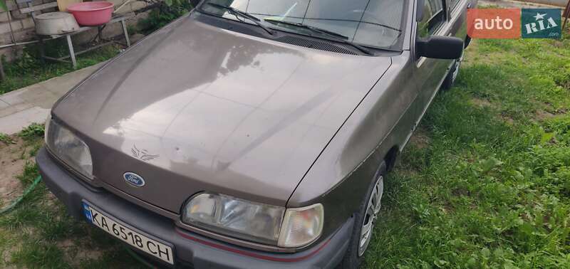 Лифтбек Ford Sierra 1987 в Киеве