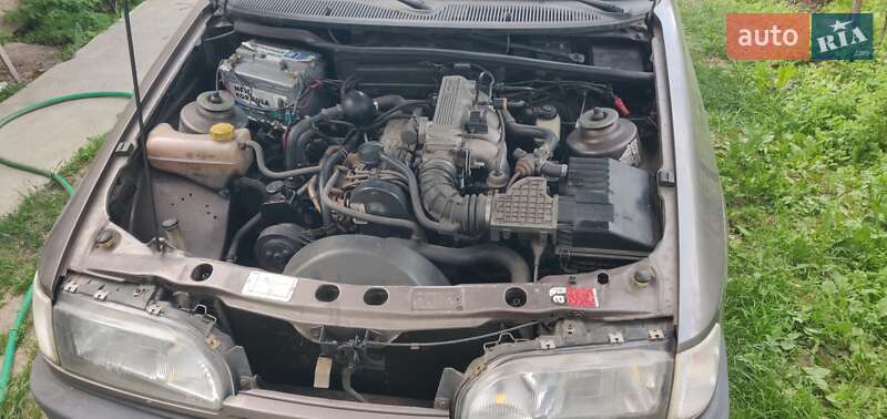 Лифтбек Ford Sierra 1987 в Киеве