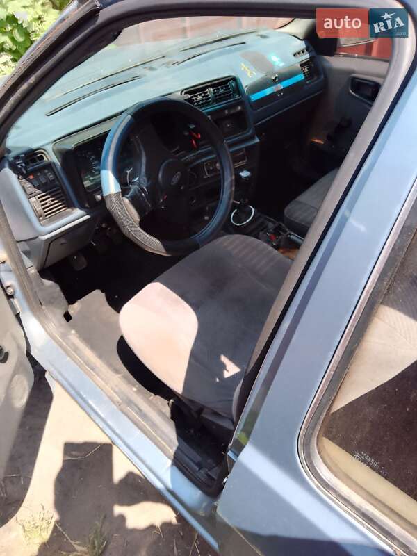 Лифтбек Ford Sierra 1986 в Черкассах