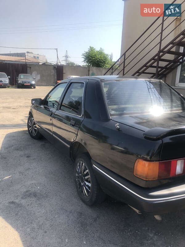 Седан Ford Sierra 1987 в Запоріжжі