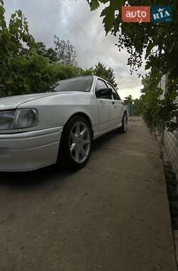 Седан Ford Sierra 1988 в Николаеве