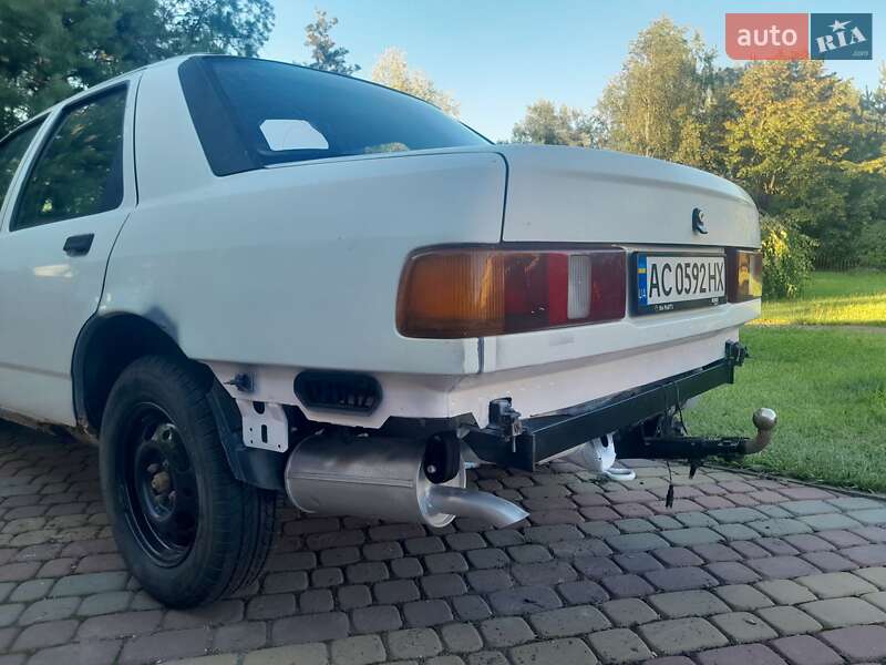Седан Ford Sierra 1989 в Луцке
