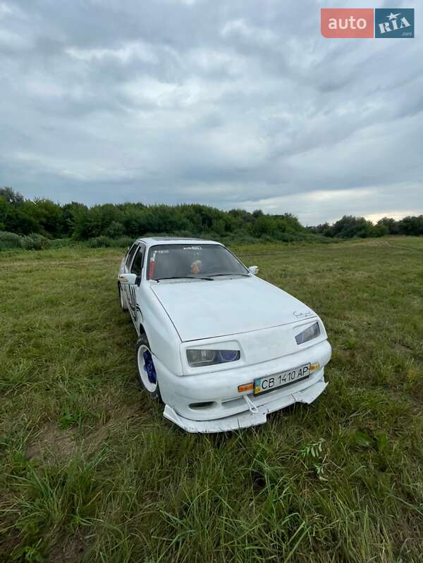 Лифтбек Ford Sierra 1985 в Радомышле