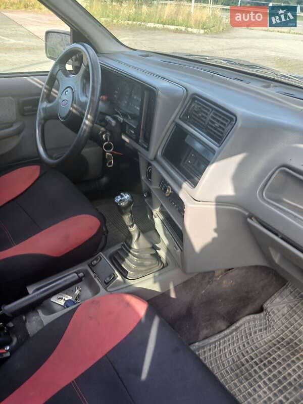 Седан Ford Sierra 1988 в Сколе фото 4 Седан Ford Sierra 1988 в Сколе