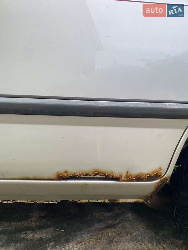 Лифтбек Ford Sierra 1987 в Калиновке фото 3 Лифтбек Ford Sierra 1987 в Калиновке