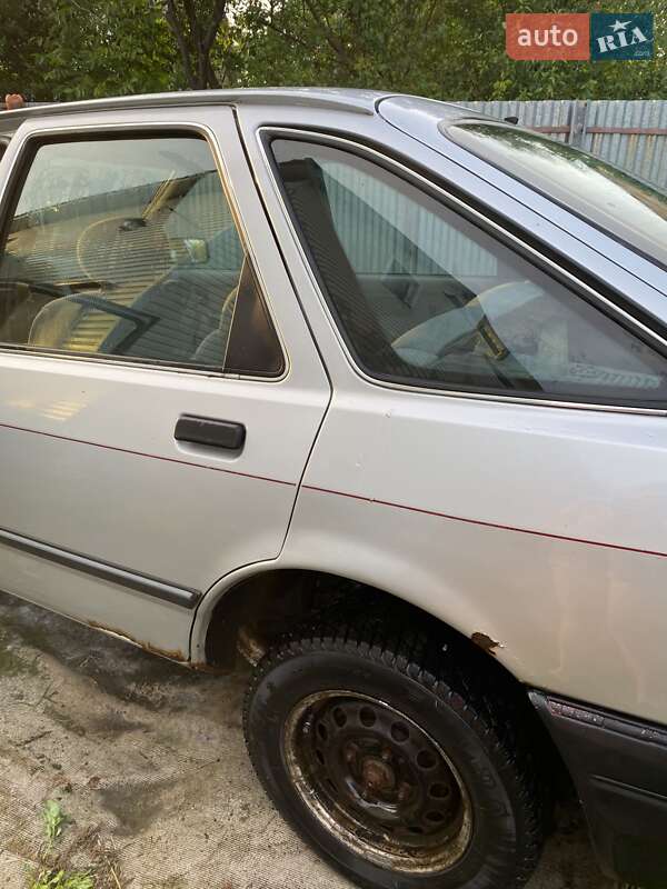 Лифтбек Ford Sierra 1987 в Калиновке фото 6 Лифтбек Ford Sierra 1987 в Калиновке