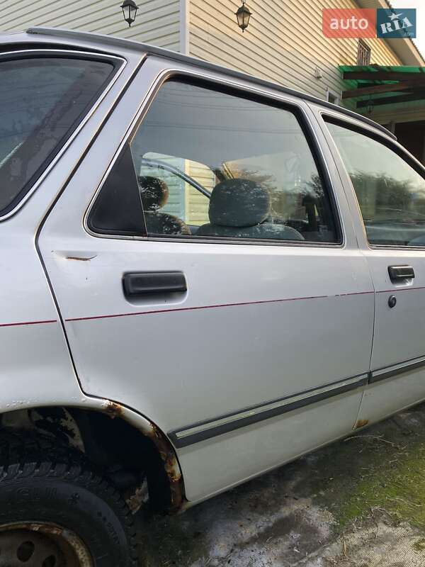 Лифтбек Ford Sierra 1987 в Калиновке фото 18 Лифтбек Ford Sierra 1987 в Калиновке