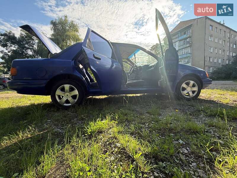 Седан Ford Sierra 1989 в Надвірній