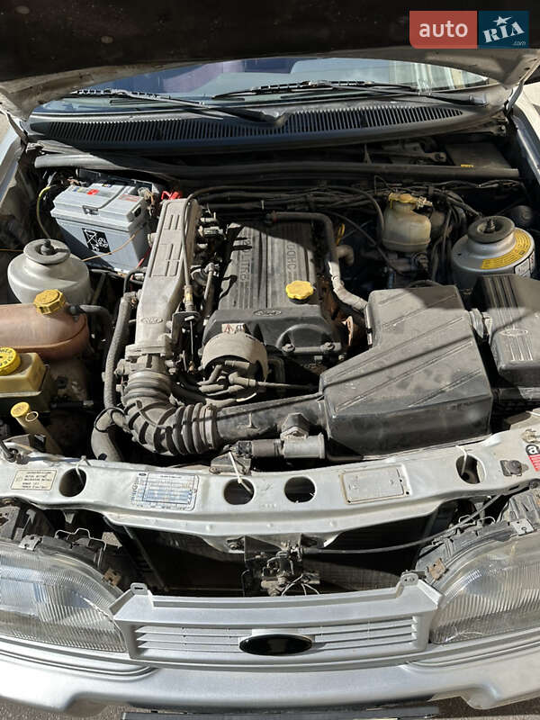 Седан Ford Sierra 1987 в Полтаве
