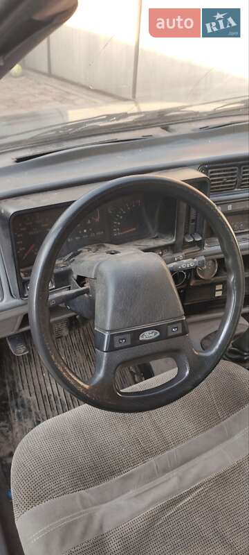 Лифтбек Ford Sierra 1983 в Сумах