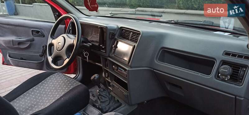Седан Ford Sierra 1991 в Вараше