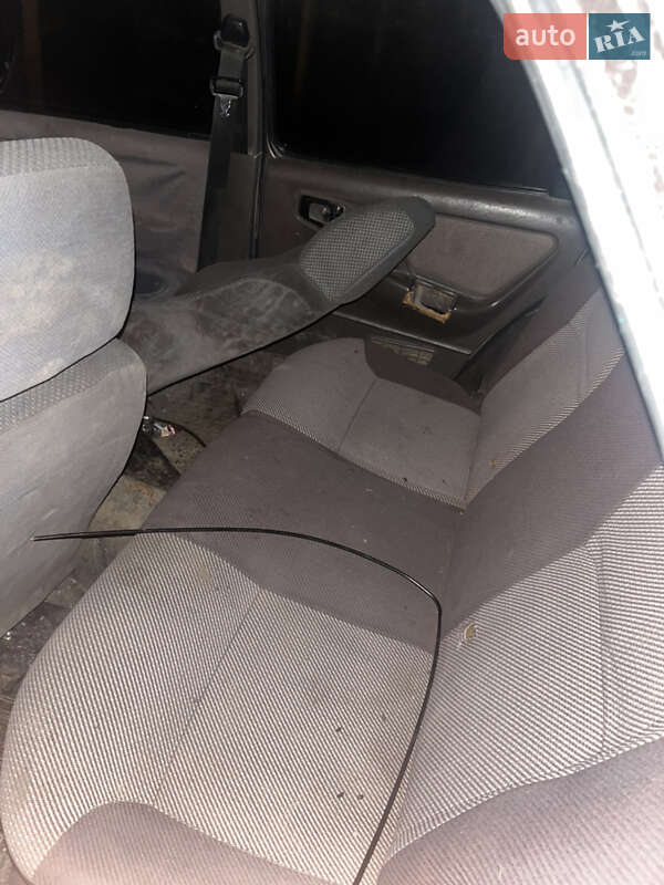 Лифтбек Ford Sierra 1986 в Белках