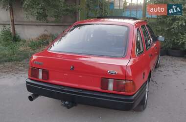 Лифтбек Ford Sierra 1983 в 