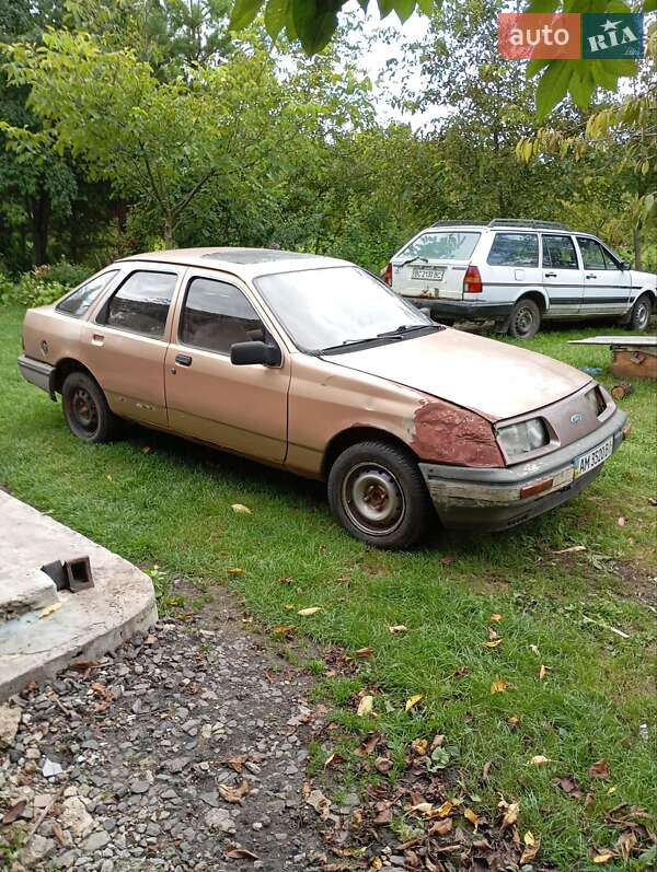 Лифтбек Ford Sierra 1985 в Ровно