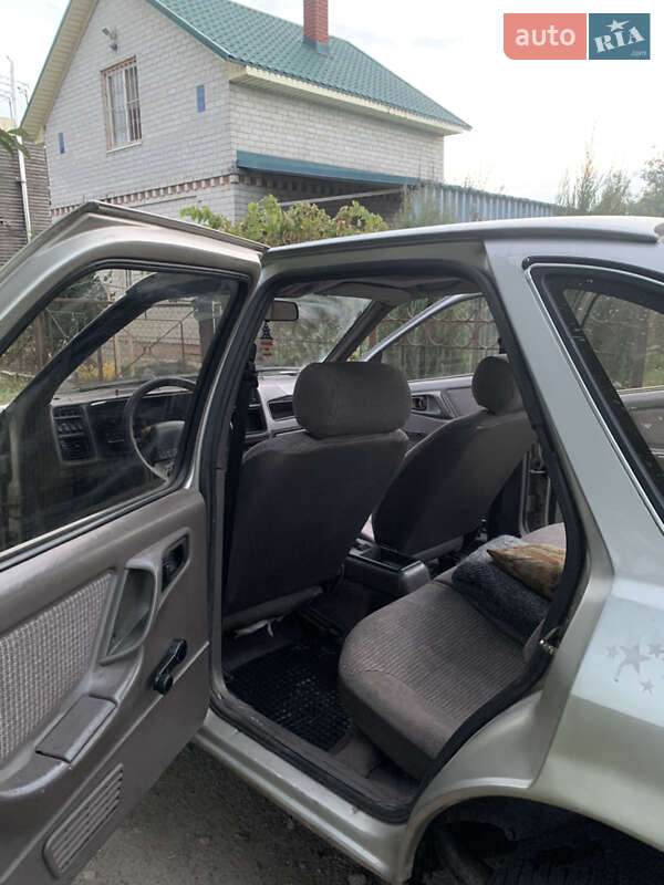 Лифтбек Ford Sierra 1986 в Днепре фото 9 Лифтбек Ford Sierra 1986 в Днепре