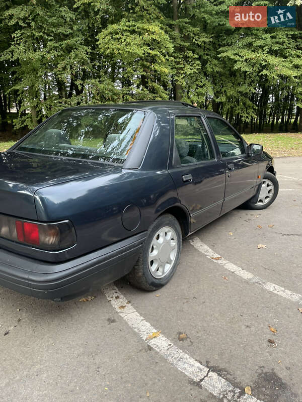 Седан Ford Sierra 1992 в Львове