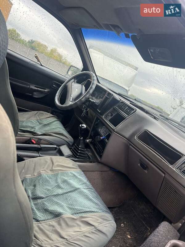 Универсал Ford Sierra 1988 в Решетиловке фото 2 Универсал Ford Sierra 1988 в Решетиловке