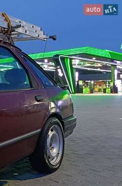 Лифтбек Ford Sierra 1990 в  фото 11 Лифтбек Ford Sierra 1990 в