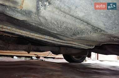 Седан Ford Sierra 1990 в  фото 21 Седан Ford Sierra 1990 в