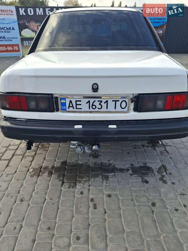 Седан Ford Sierra 1987 в Апостолово фото 4 Седан Ford Sierra 1987 в Апостолово