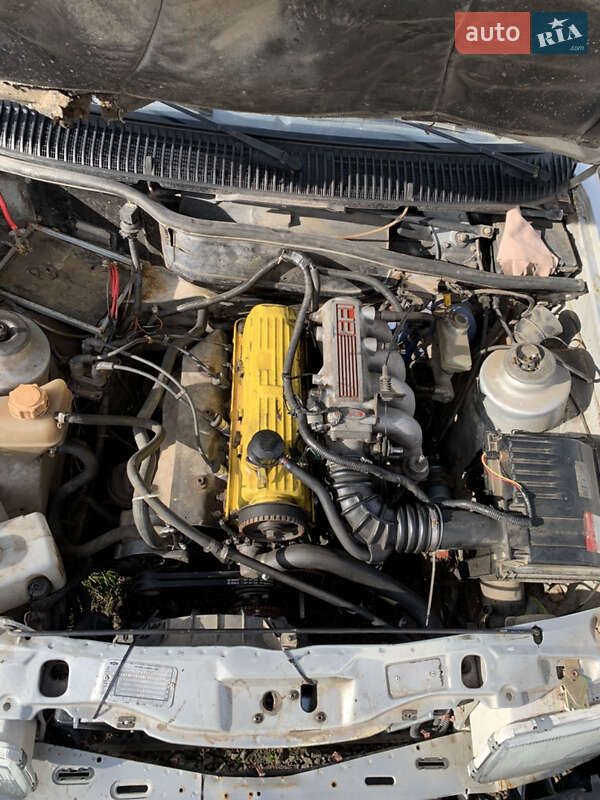 Ліфтбек Ford Sierra 1987 в Хмельницькому фото 2 Ліфтбек Ford Sierra 1987 в Хмельницькому