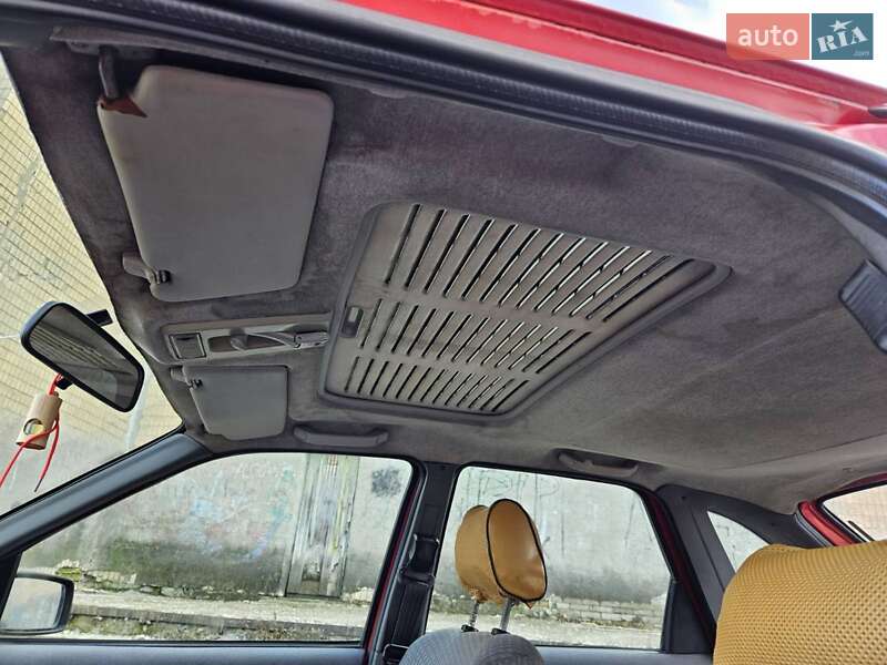 Ліфтбек Ford Sierra 1989 в Обухові